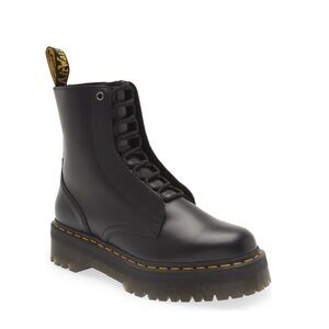 Dr. Martens Jarrick lug combat boot